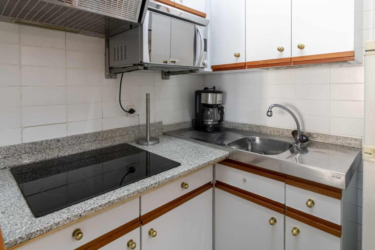 Apartamento Las Antillas con piscina en playa Els Fenals Lloret de Mar Exterior foto