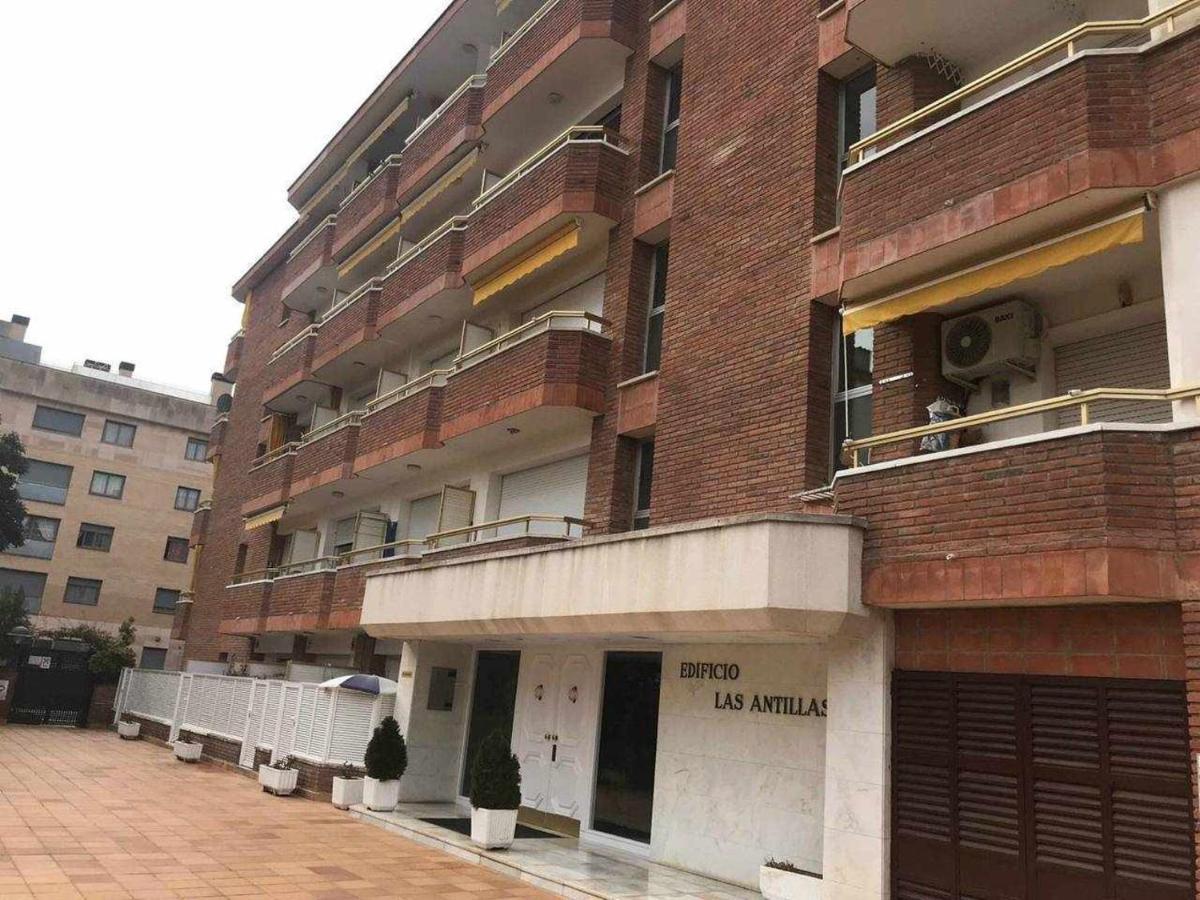 Apartamento Las Antillas con piscina en playa Els Fenals Lloret de Mar Exterior foto
